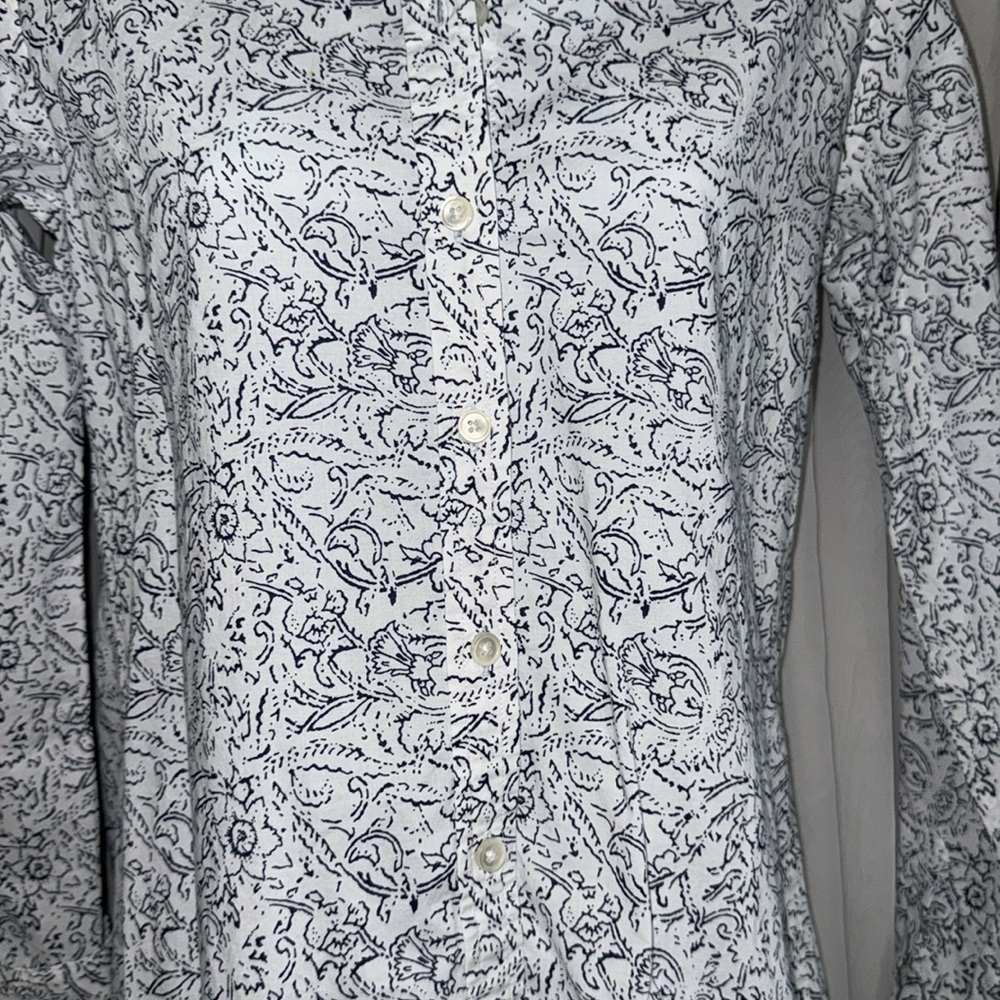 Banana Republic Soft Wash Dress Shirt - Picture 8 of 10